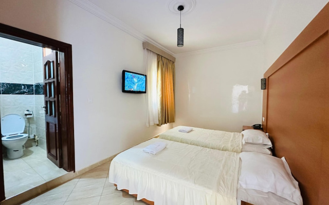 HOTEL SAHARA BEACH AKHFENNiR