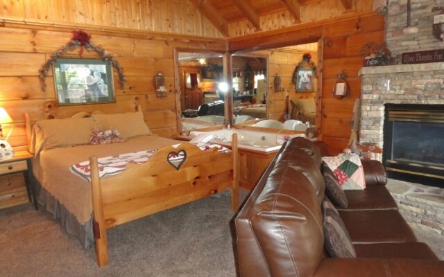 Sugar Plum - Studio Cabin