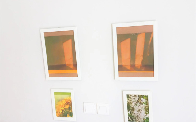 Central, Bright and Comfortable Apartment with balcony