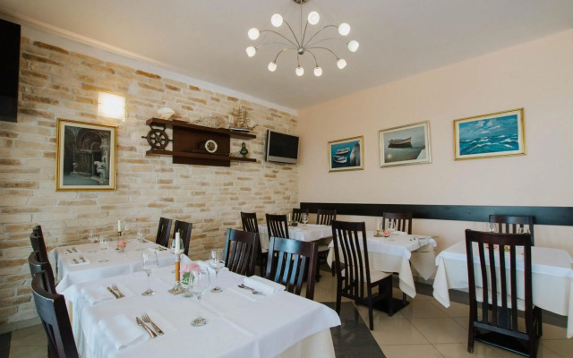 Hotel Vila Tina