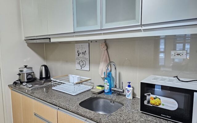 One Uptown Residence