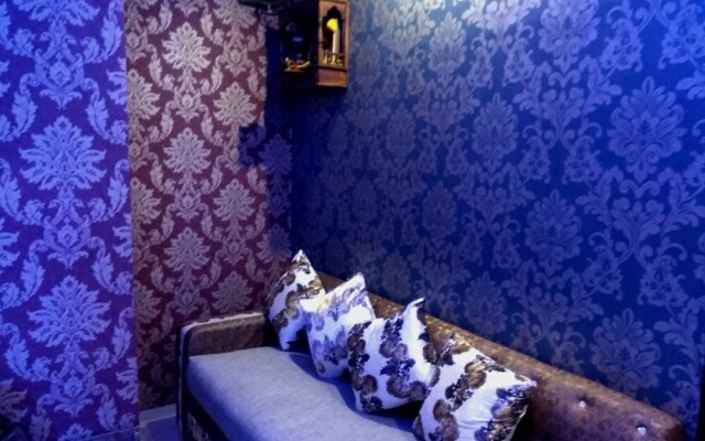 Bombay Rooms