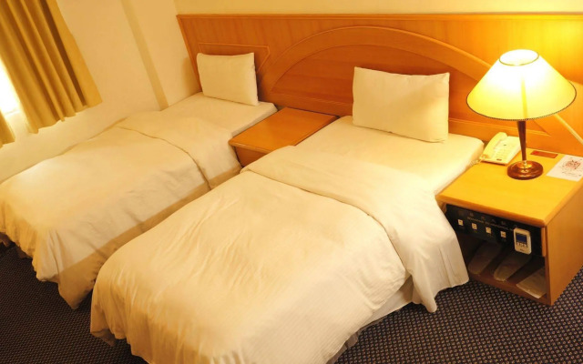 Oriental Hotel