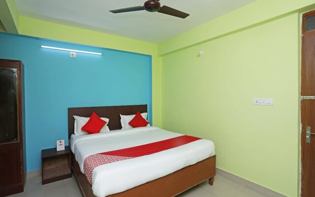 OYO 26496 Hotel Sands Bay
