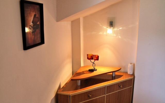 Lover's nest next to the beach