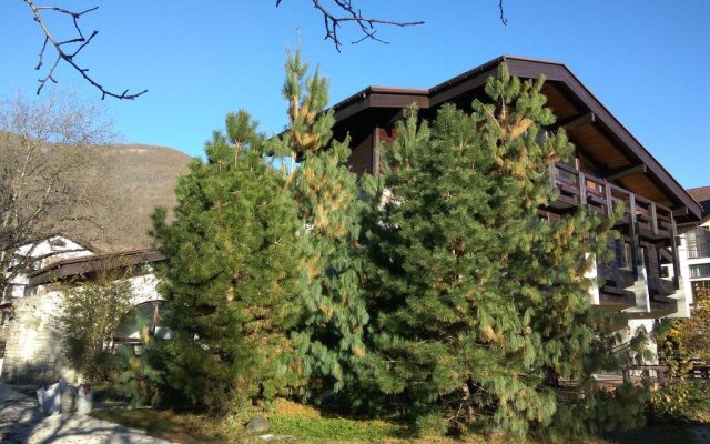Raduzhny Guest House