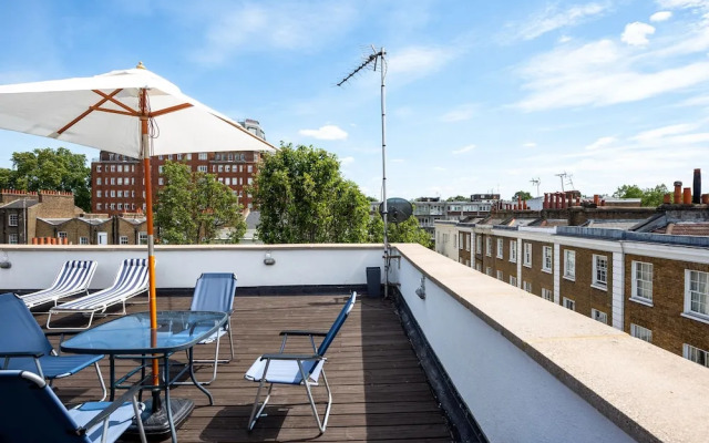 Anderson Street by CAPITAL