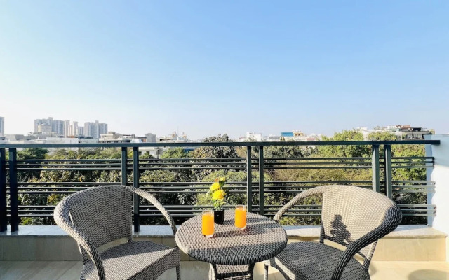 Zen Suites - Golf Course Road
