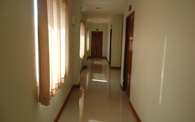Sornwaree Apartment