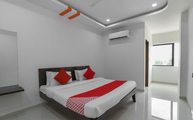 Oyo 43875 Khatti Imly