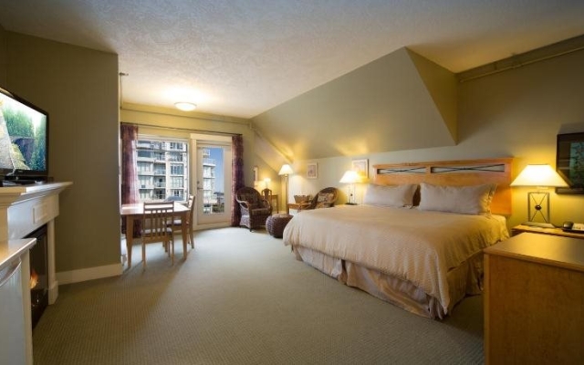Sidney Waterfront Inn & Suites