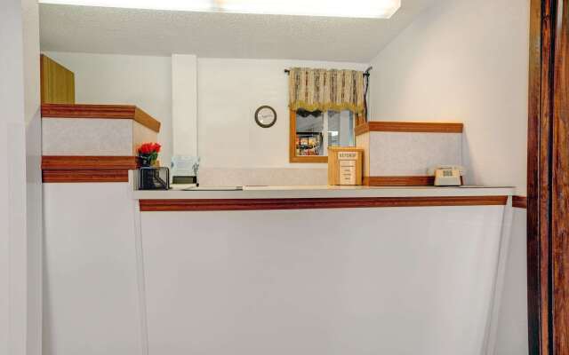 Super 8 By Wyndham Buffalo