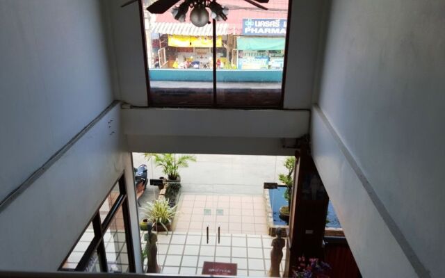 Holiday Guesthouse