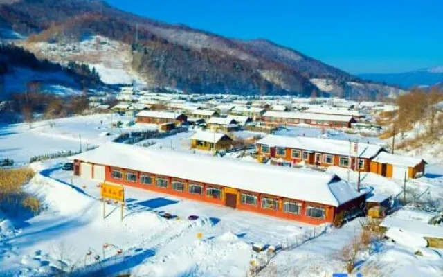 Wuchang Xuegu Jinxiu Inn