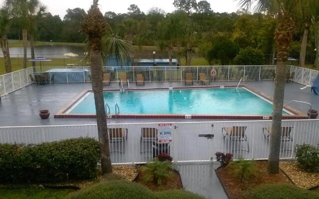 Days Inn by Wyndham Daytona Beach Speedway