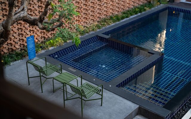 Shamrock Chiangmai Hotel - Adults Only