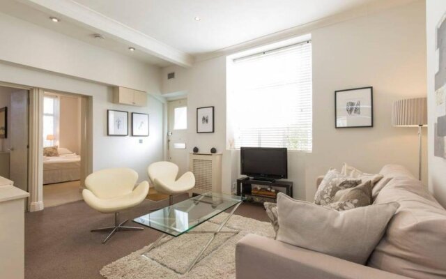 Delightful 2 Bed Apartment In The Heart Of Pimlico