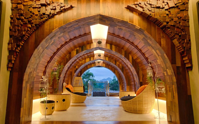 Natee The Riverfront Hotel Kanchanaburi