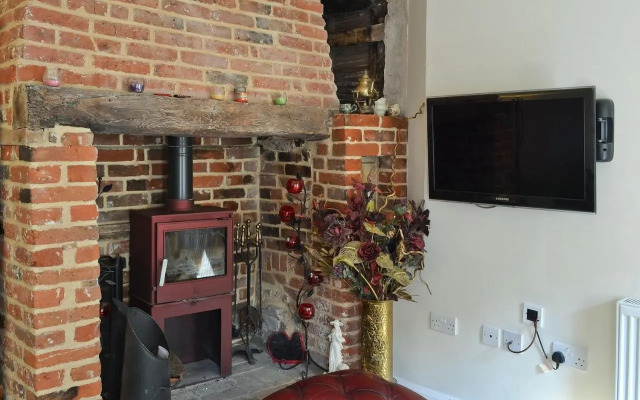 Walnut Cottage