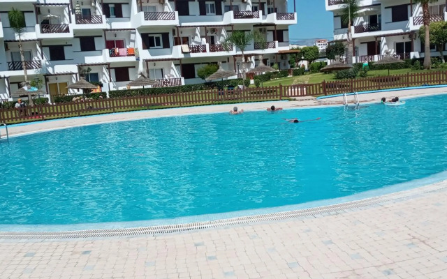 Studio de luxe avec piscine