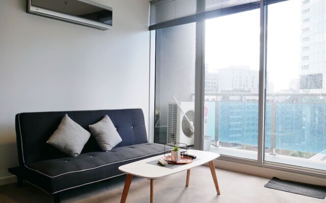 Modern 9 Verve Boutique Apartment