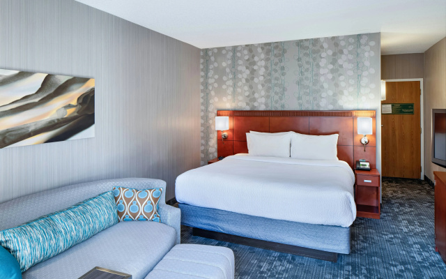 Courtyard by Marriott Cincinnati Blue Ash