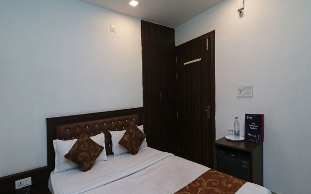 Chirag Pankaj Residency by OYO Rooms
