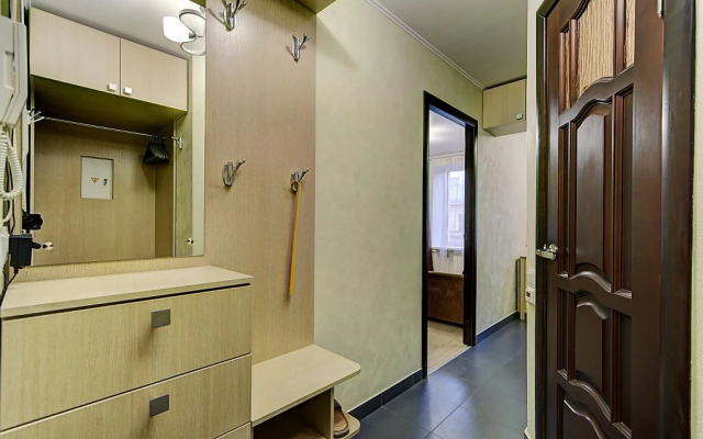 6-Ya Krasnoarmejskaya 18 Apartments