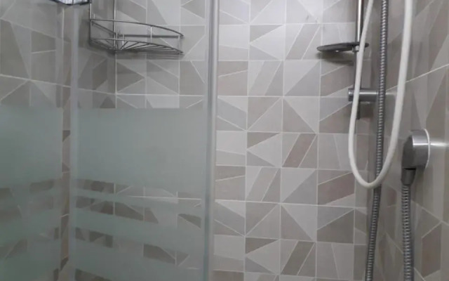 Comfortable apartment, 7 min walk to beach Ashdod
