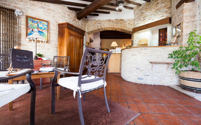 Auberge de Tavel