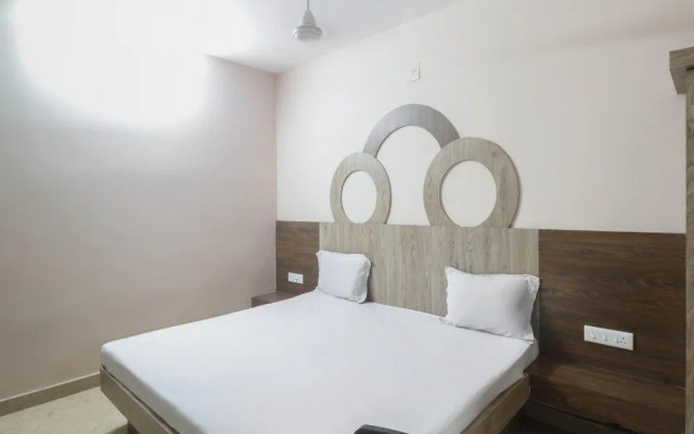 Smile Holiday Inn