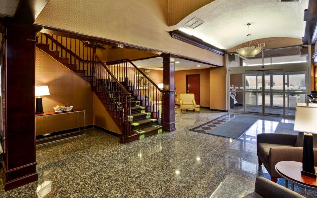 Holiday Inn Express Hotel & Suites Woodhaven by IHG