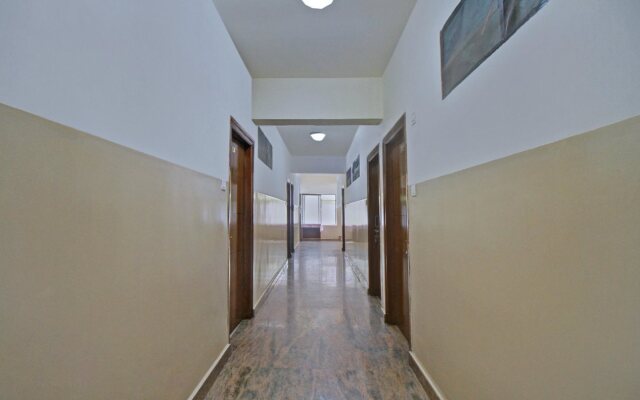 Taj Residency Boarding & Lodging by OYO Rooms