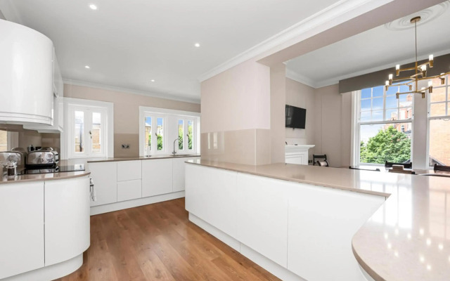 No 1 The Mansions by Mansley Serviced Apartments