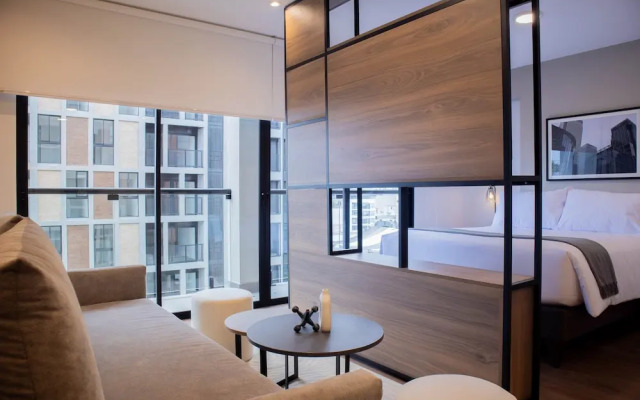 Majestic 1BR With Balcony in Miraflores