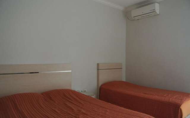 Grand Tulip Hotel