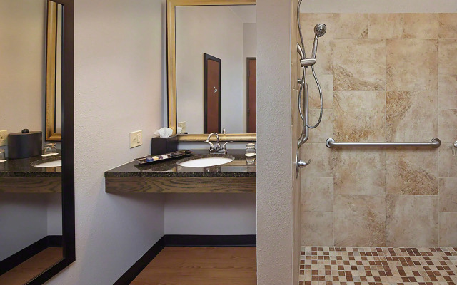 Scholar Morgantown, Tapestry Collection by Hilton