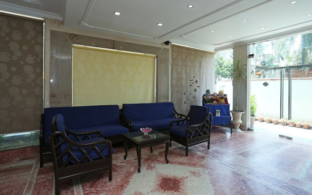 Capital O 1463 Surya Beach Inn