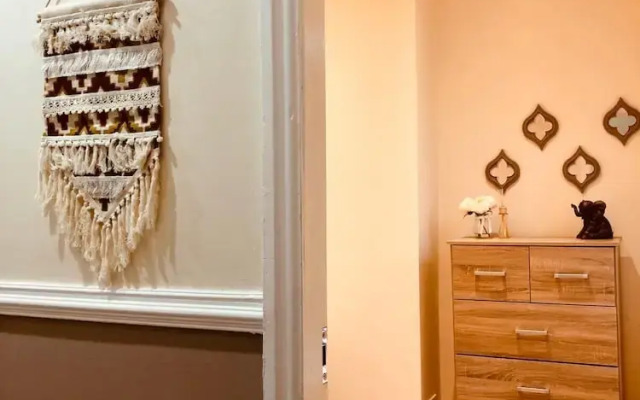 Lux Apartments 3 Bedroom House Eton