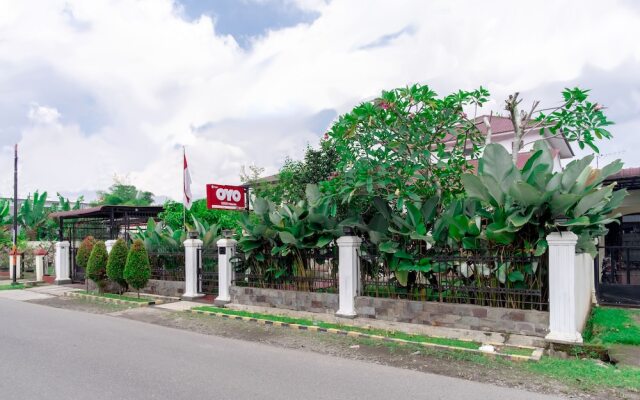OYO 1632 1000 House Syariah
