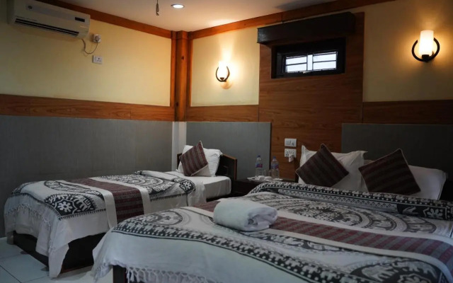 Chitwan Riverside Resort by OYO Rooms