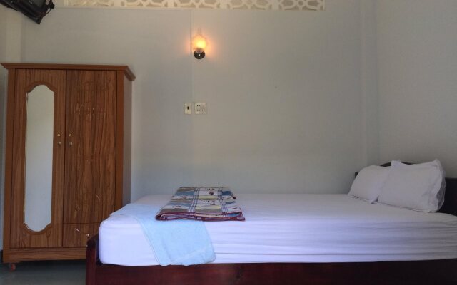 Xuan Anh Guesthouse – Guest Rooms – Phan Thiet
