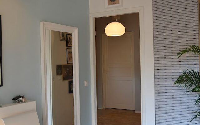 Solakalliontie Row House