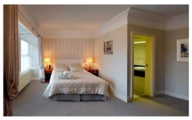 Woodfield House Hotel