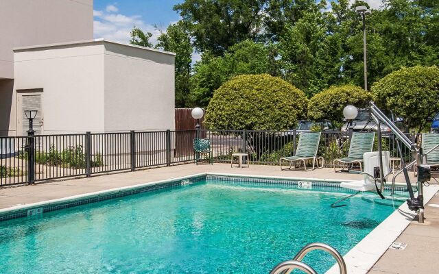 Travelodge by Wyndham Flowood