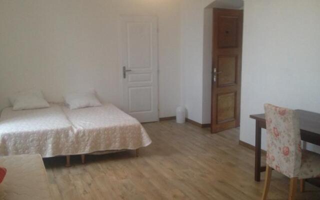 Les Vallees 64 Maison dHôtes