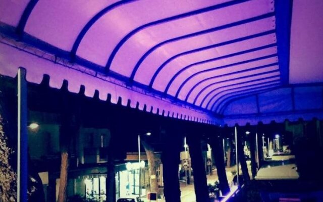 Hotel Caravelle