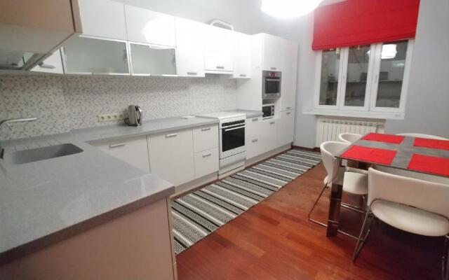 One bedroom Luxery 23 Khreshchatyk str Centre