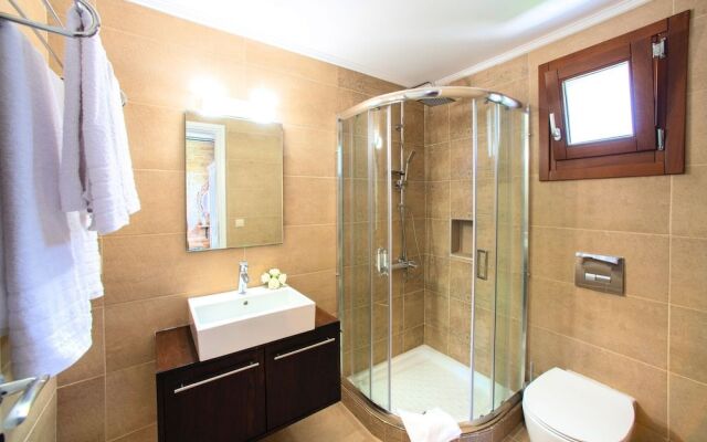 Cretan Sunrise Villa with Heated Pool