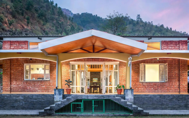 StayVista at Countryville
